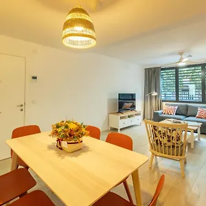 Apartamento Charming 2 Bedroom By Torre Del Oro By Ocityzen, Sevilla