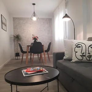victoria-flat-fm-moderno-acogedor-y-centrico-apartamento.hotelsinnerja.org/